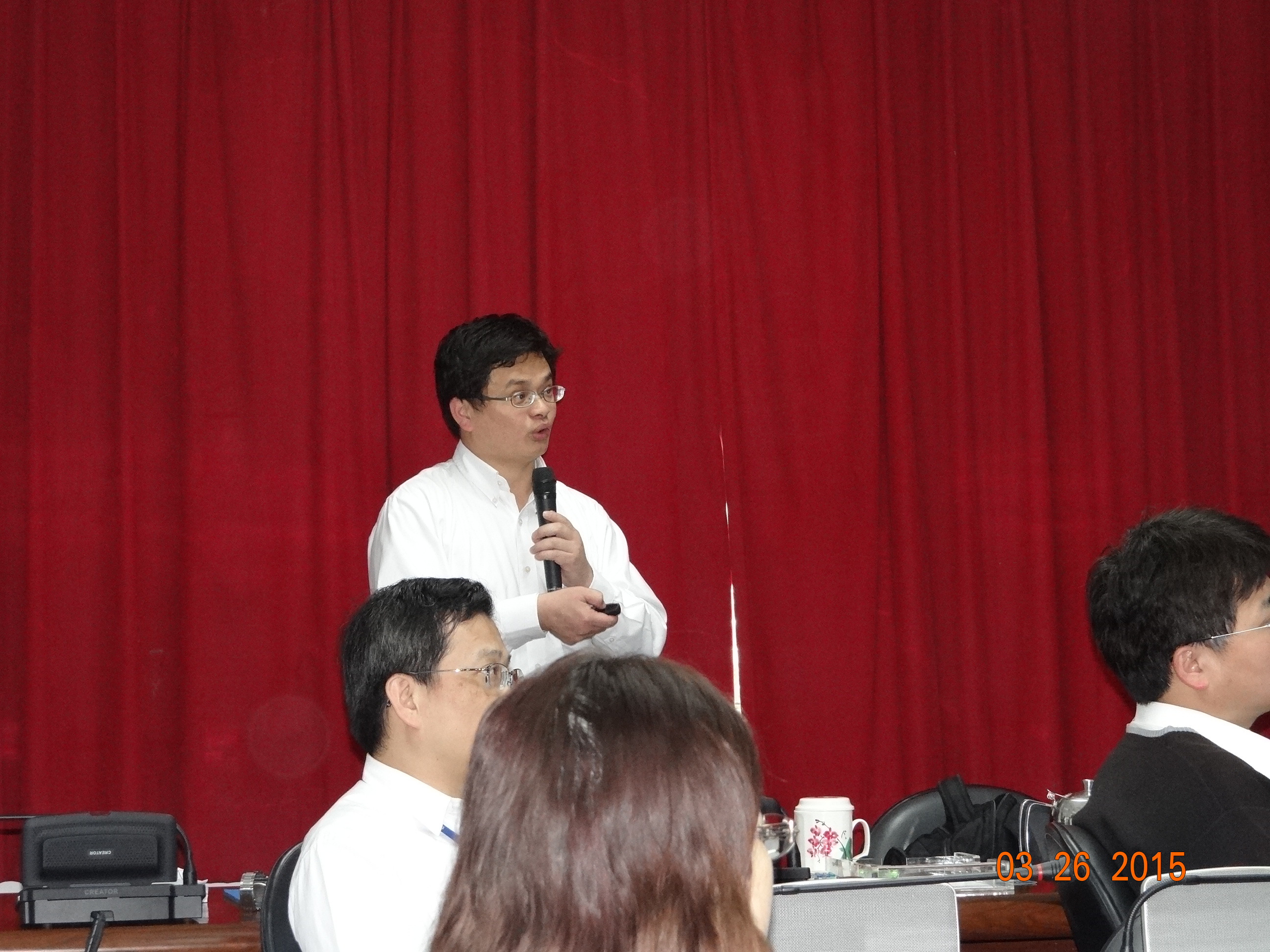 黃課長國修生動風趣講解專題